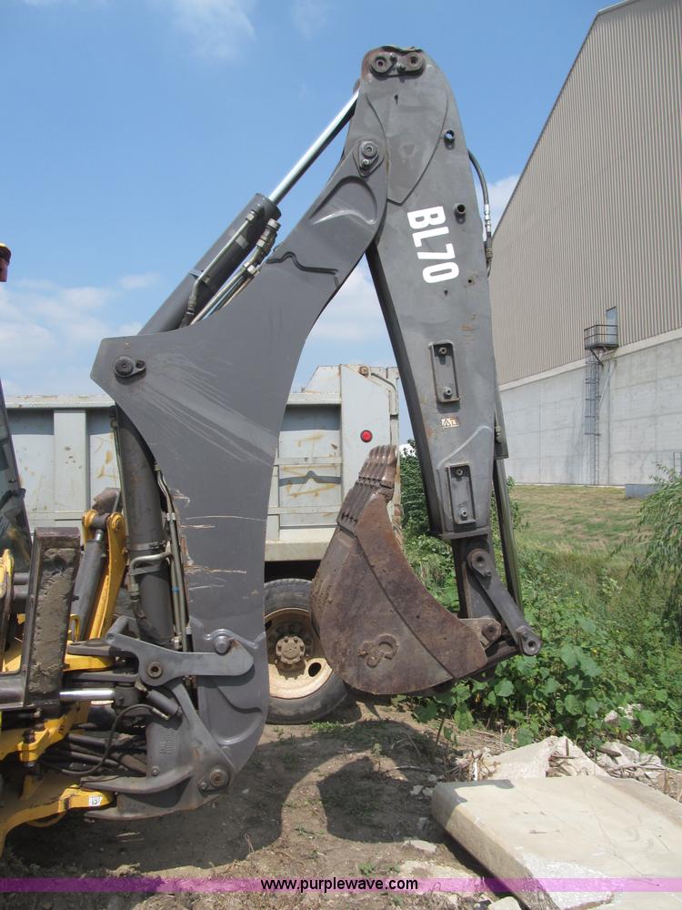image for item B5212 2003 Volvo BL70 backhoe