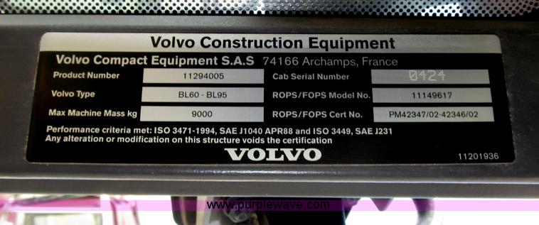 image for item B5212 2003 Volvo BL70 backhoe