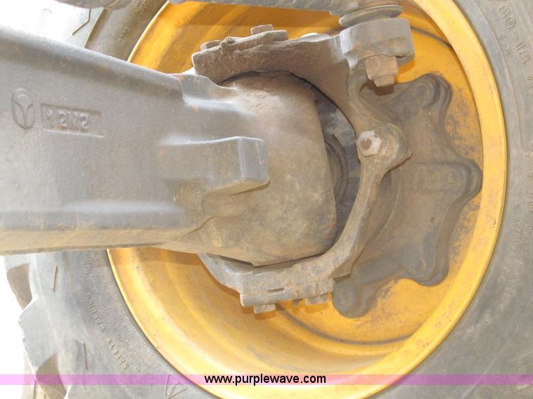 image for item B5212 2003 Volvo BL70 backhoe