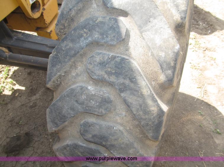 image for item B5212 2003 Volvo BL70 backhoe