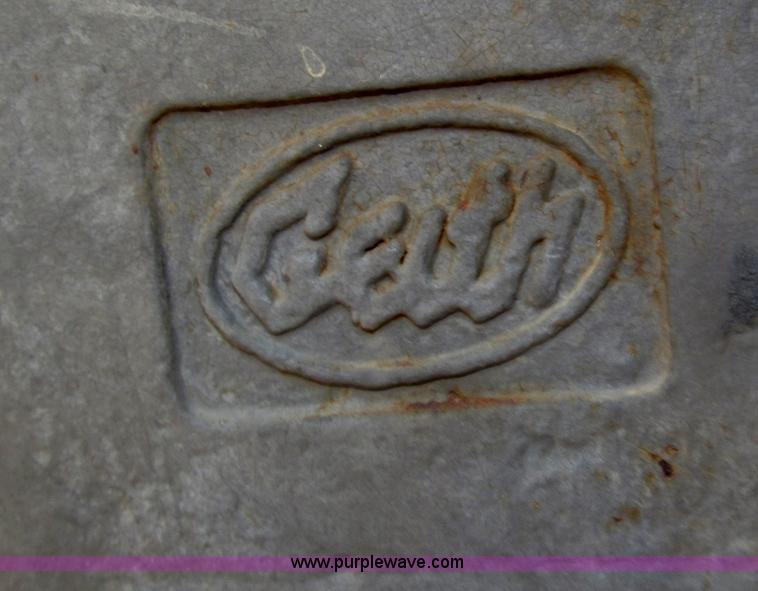 image for item B5218 2004 John Deere 230C-LC excavator