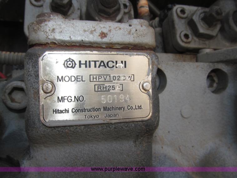 image for item B5218 2004 John Deere 230C-LC excavator