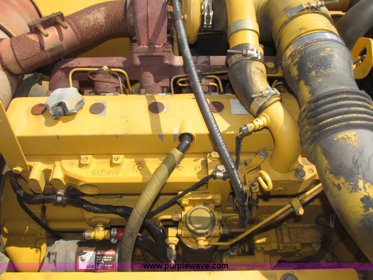 image for item B5218 2004 John Deere 230C-LC excavator