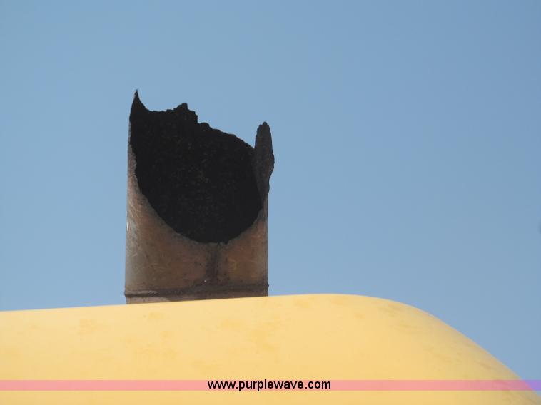 image for item B5218 2004 John Deere 230C-LC excavator