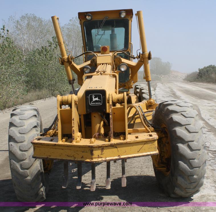 image for item B6880 1984 John Deere 772A articulating motor grader