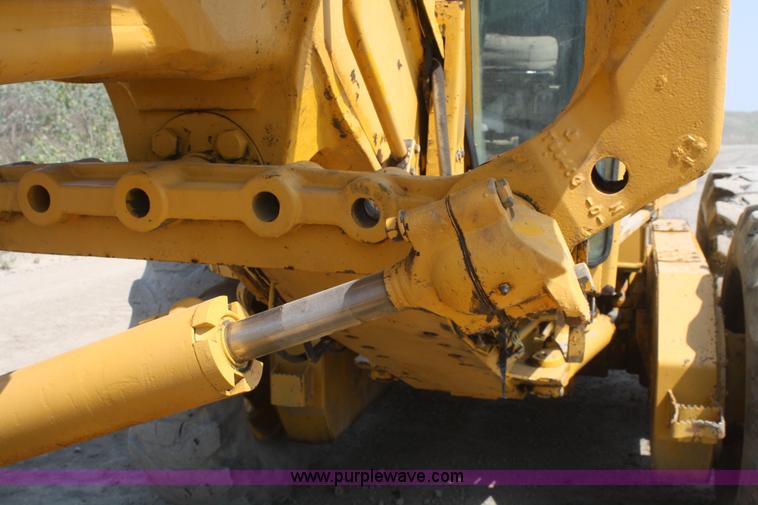 image for item B6880 1984 John Deere 772A articulating motor grader