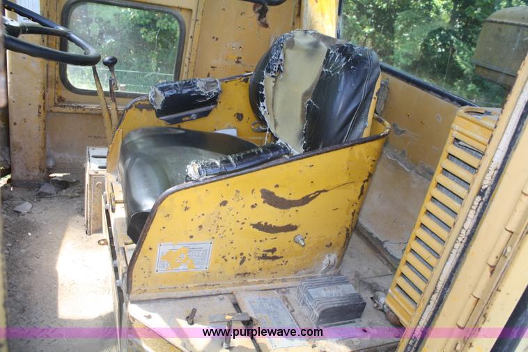 image for item B6890 1968 Caterpillar 988 wheel loader