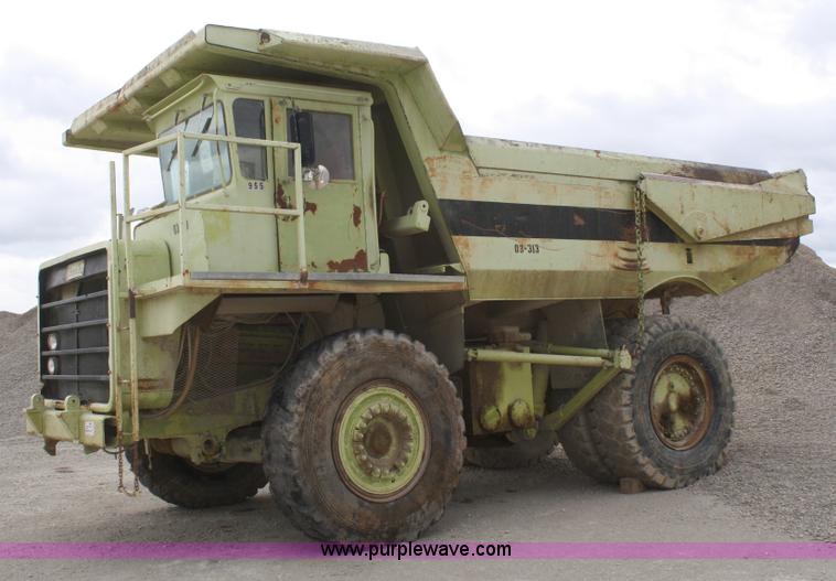 image for item B6911 1979 Euclid 301TD haul truck