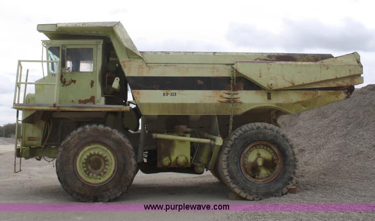 image for item B6911 1979 Euclid 301TD haul truck