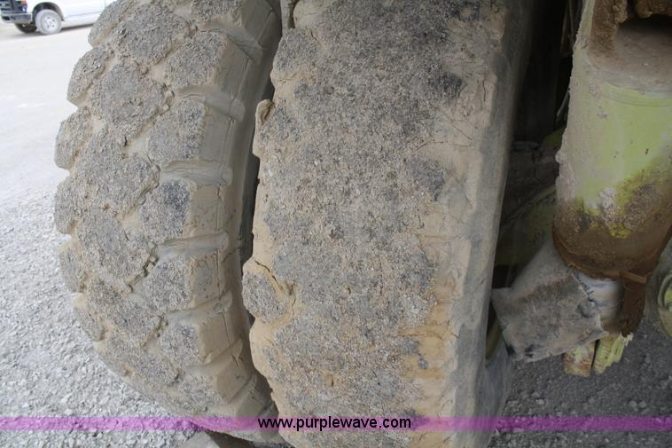 image for item B6911 1979 Euclid 301TD haul truck