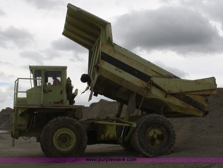 image for item B6911 1979 Euclid 301TD haul truck