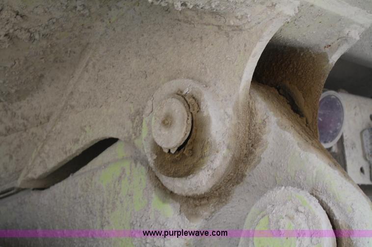 image for item B6911 1979 Euclid 301TD haul truck