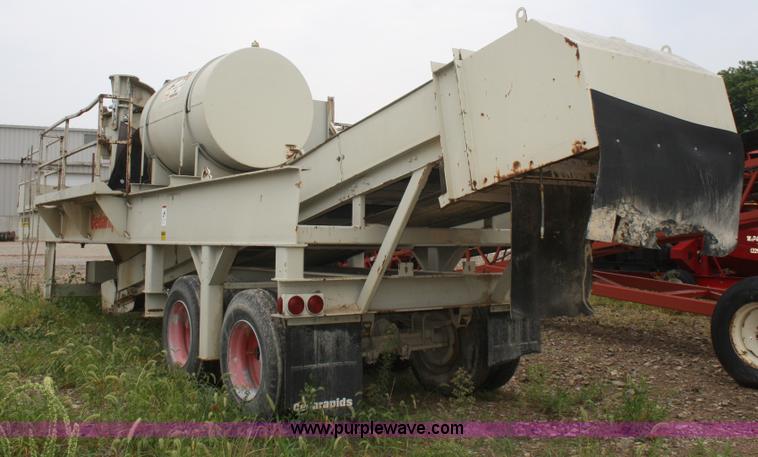 image for item B6919 1997 Cedar Rapids portable vertical shaft impact crusher