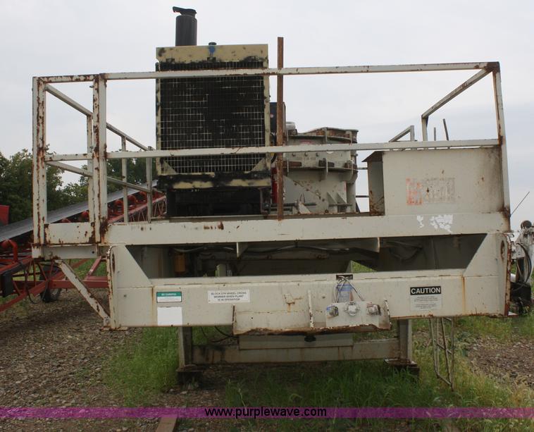 image for item B6919 1997 Cedar Rapids portable vertical shaft impact crusher