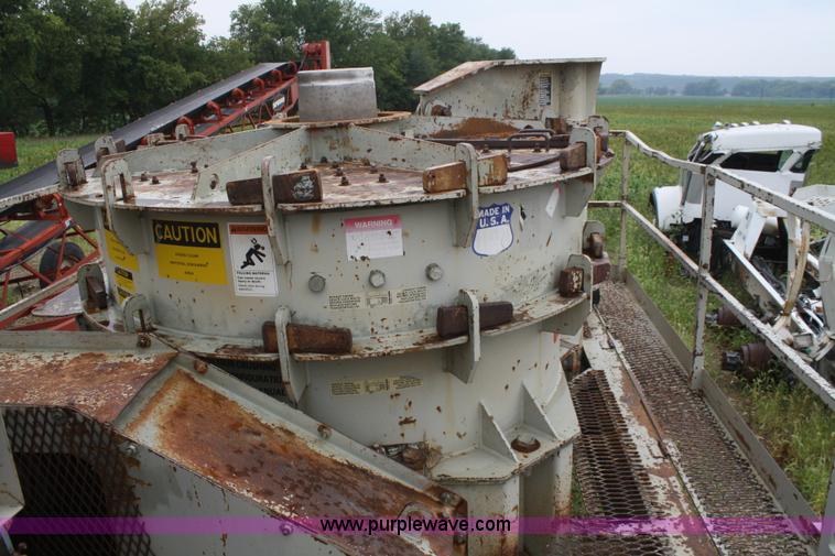 image for item B6919 1997 Cedar Rapids portable vertical shaft impact crusher