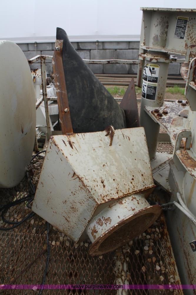 image for item B6919 1997 Cedar Rapids portable vertical shaft impact crusher