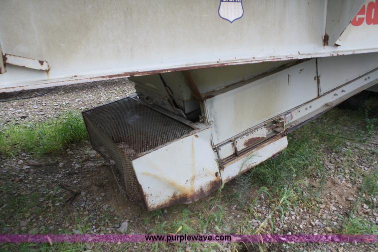 image for item B6919 1997 Cedar Rapids portable vertical shaft impact crusher