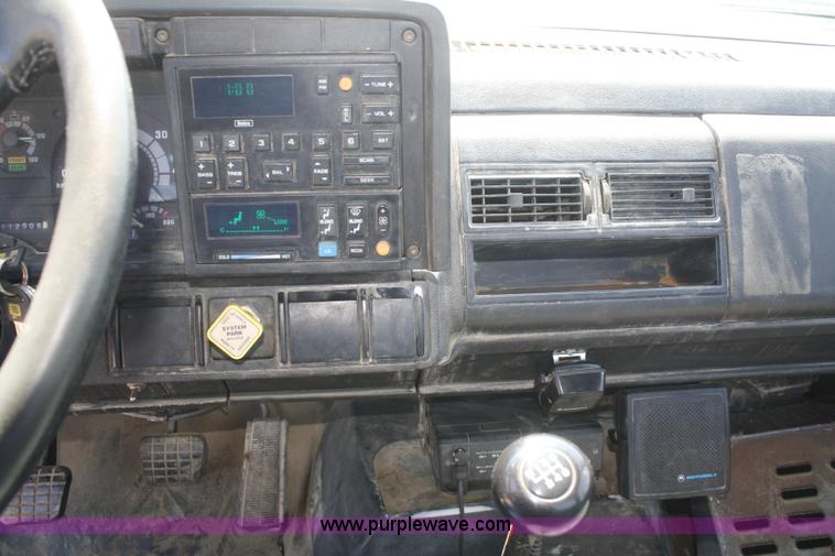 image for item B6923 1991 Chevrolet Kodiak service truck