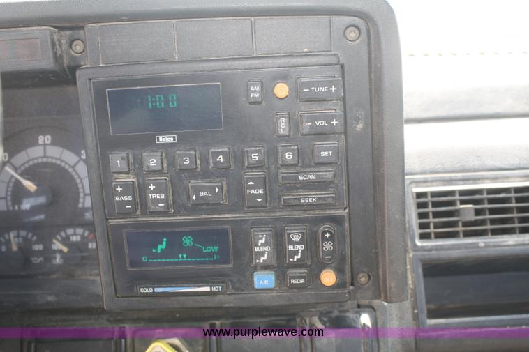 image for item B6923 1991 Chevrolet Kodiak service truck