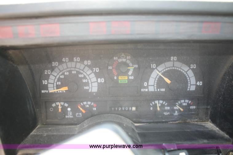 image for item B6923 1991 Chevrolet Kodiak service truck