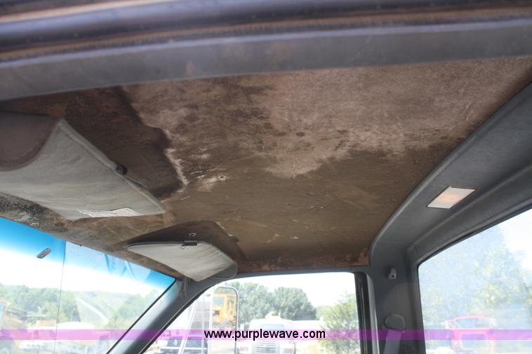 image for item B6923 1991 Chevrolet Kodiak service truck