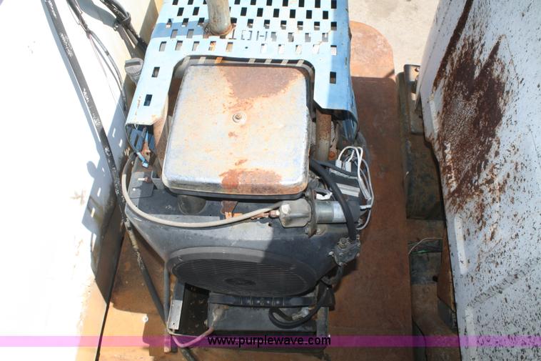 image for item B6923 1991 Chevrolet Kodiak service truck