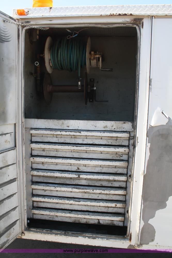 image for item B6923 1991 Chevrolet Kodiak service truck