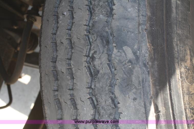 image for item B6923 1991 Chevrolet Kodiak service truck