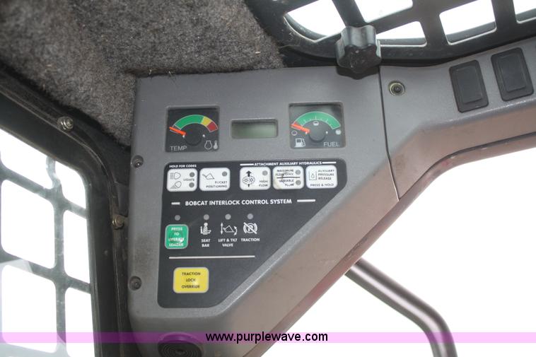 image for item B6963 2007 Bobcat S250 skid steer