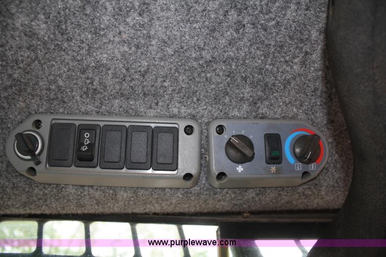 image for item B6963 2007 Bobcat S250 skid steer