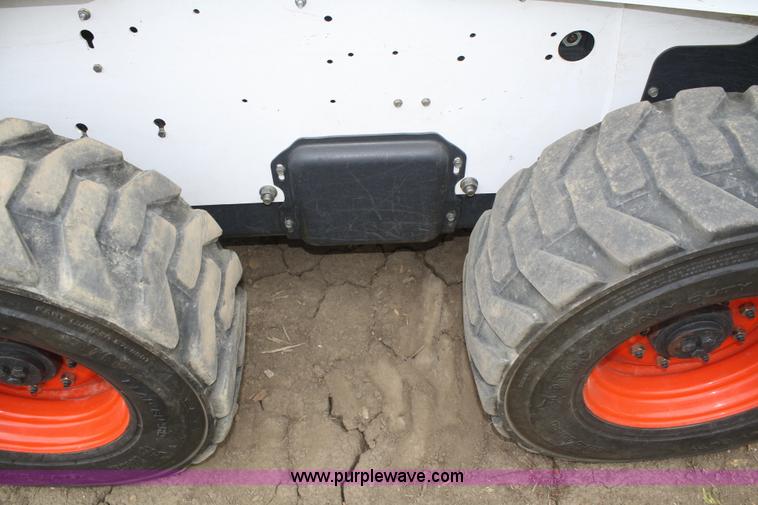 image for item B6963 2007 Bobcat S250 skid steer