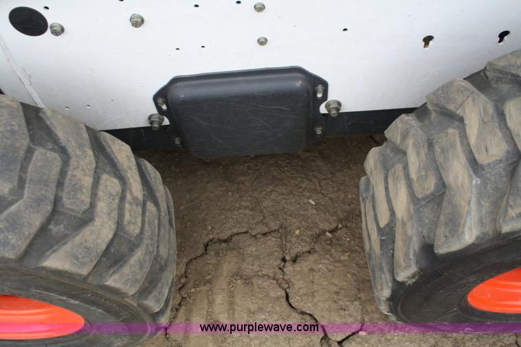 image for item B6963 2007 Bobcat S250 skid steer