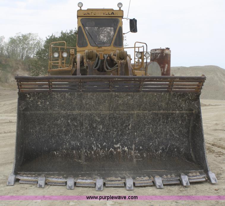 image for item B6972 1984 Caterpillar 988B wheel loader