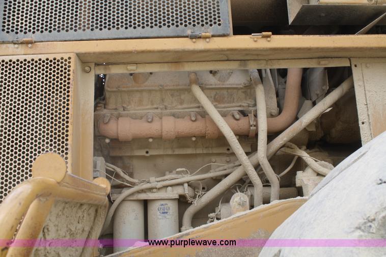 image for item B6972 1984 Caterpillar 988B wheel loader