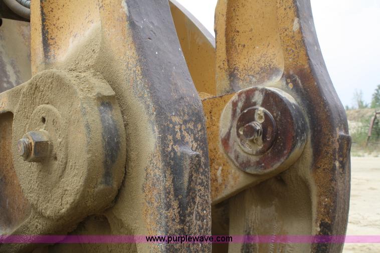 image for item B6972 1984 Caterpillar 988B wheel loader