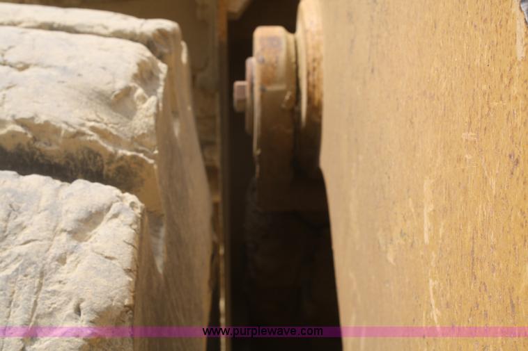 image for item B6972 1984 Caterpillar 988B wheel loader