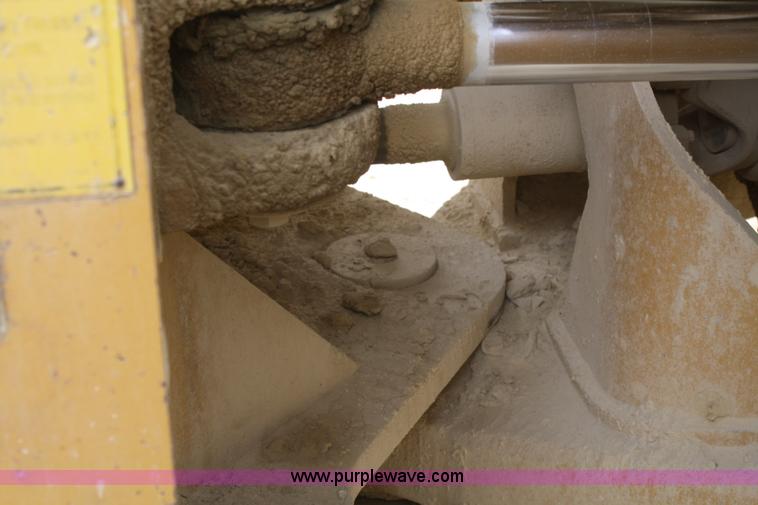 image for item B6972 1984 Caterpillar 988B wheel loader