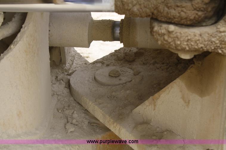 image for item B6972 1984 Caterpillar 988B wheel loader