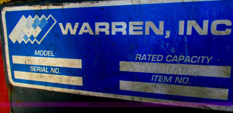 image for item B7470 1994 Ford LT8000 dump truck