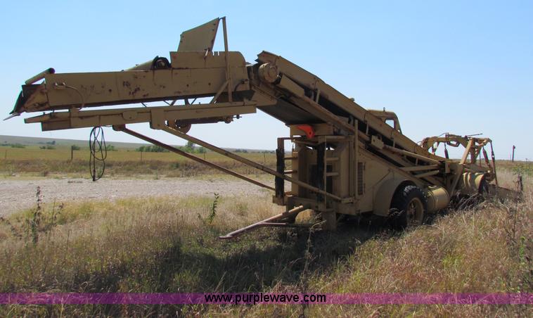 image for item B7473 1941 Rogers Iron Works rock crusher