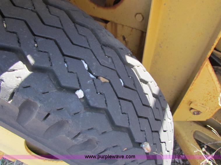 image for item B7473 1941 Rogers Iron Works rock crusher