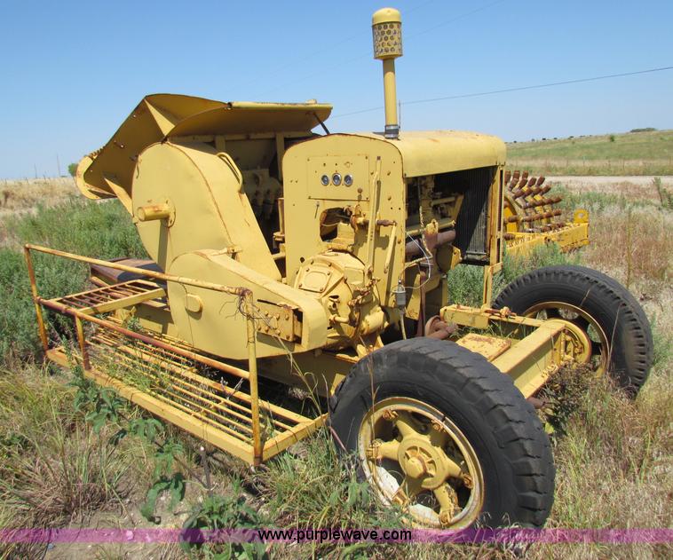 image for item B7473 1941 Rogers Iron Works rock crusher