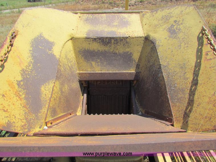 image for item B7473 1941 Rogers Iron Works rock crusher