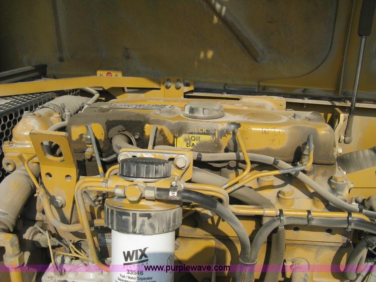 image for item B8065 1997 Caterpillar TH83 telehandler
