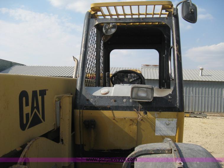 image for item B8065 1997 Caterpillar TH83 telehandler