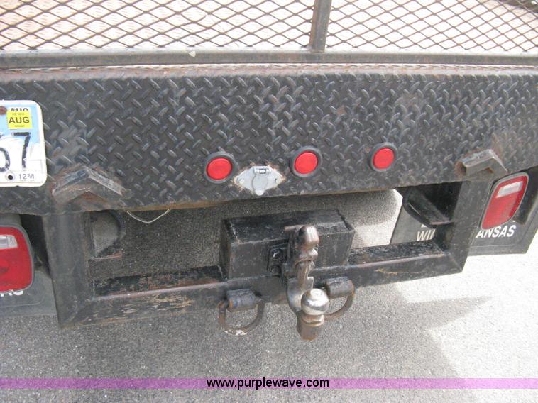 image for item B8113 1998 GMC Sierra 3500 SL flatbed pickup truck