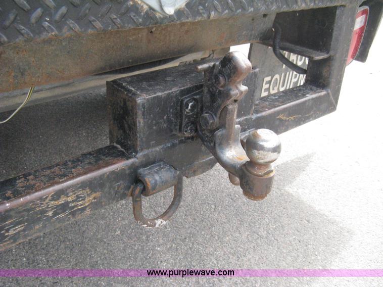 image for item B8113 1998 GMC Sierra 3500 SL flatbed pickup truck