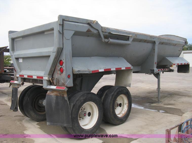image for item B8114 2000 CPS 24' end dump barrel trailer