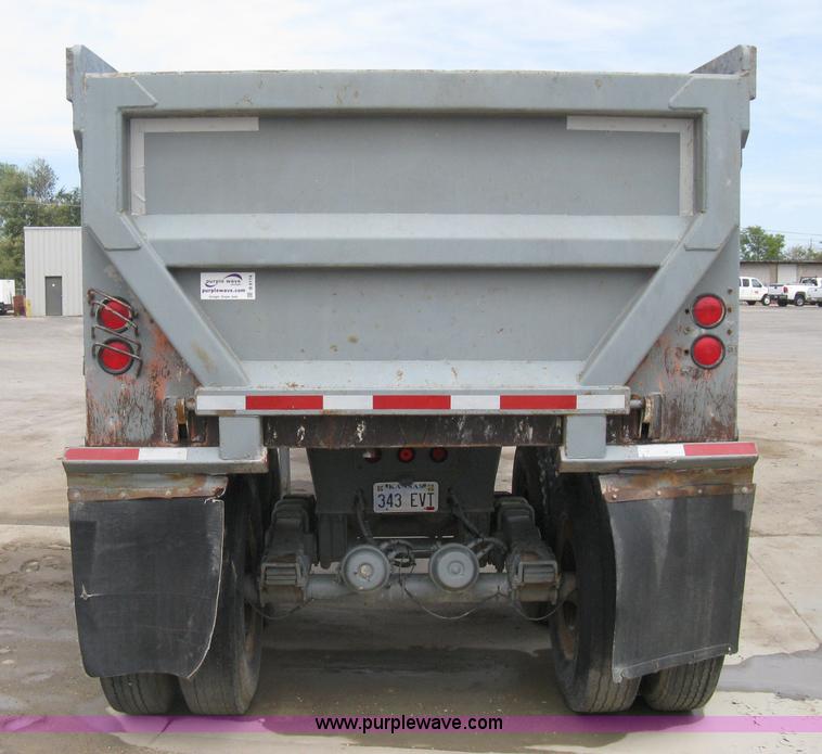 image for item B8114 2000 CPS 24' end dump barrel trailer