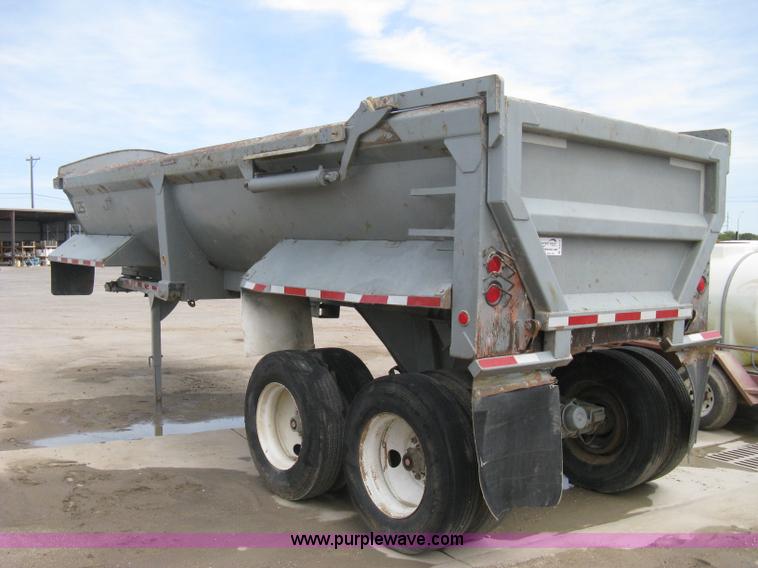 image for item B8114 2000 CPS 24' end dump barrel trailer